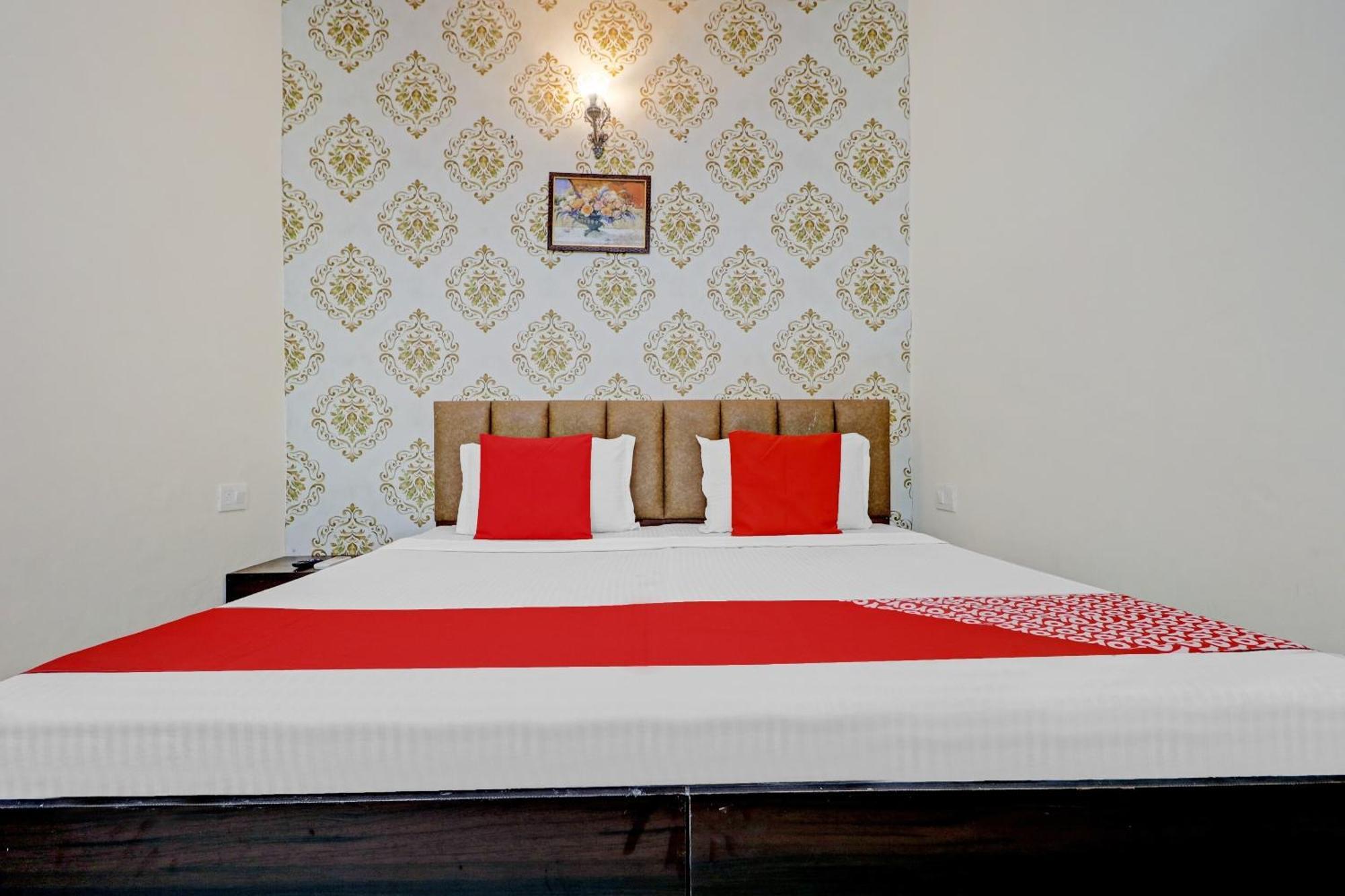 Hotel O Sky View Ludhiana Ngoại thất bức ảnh