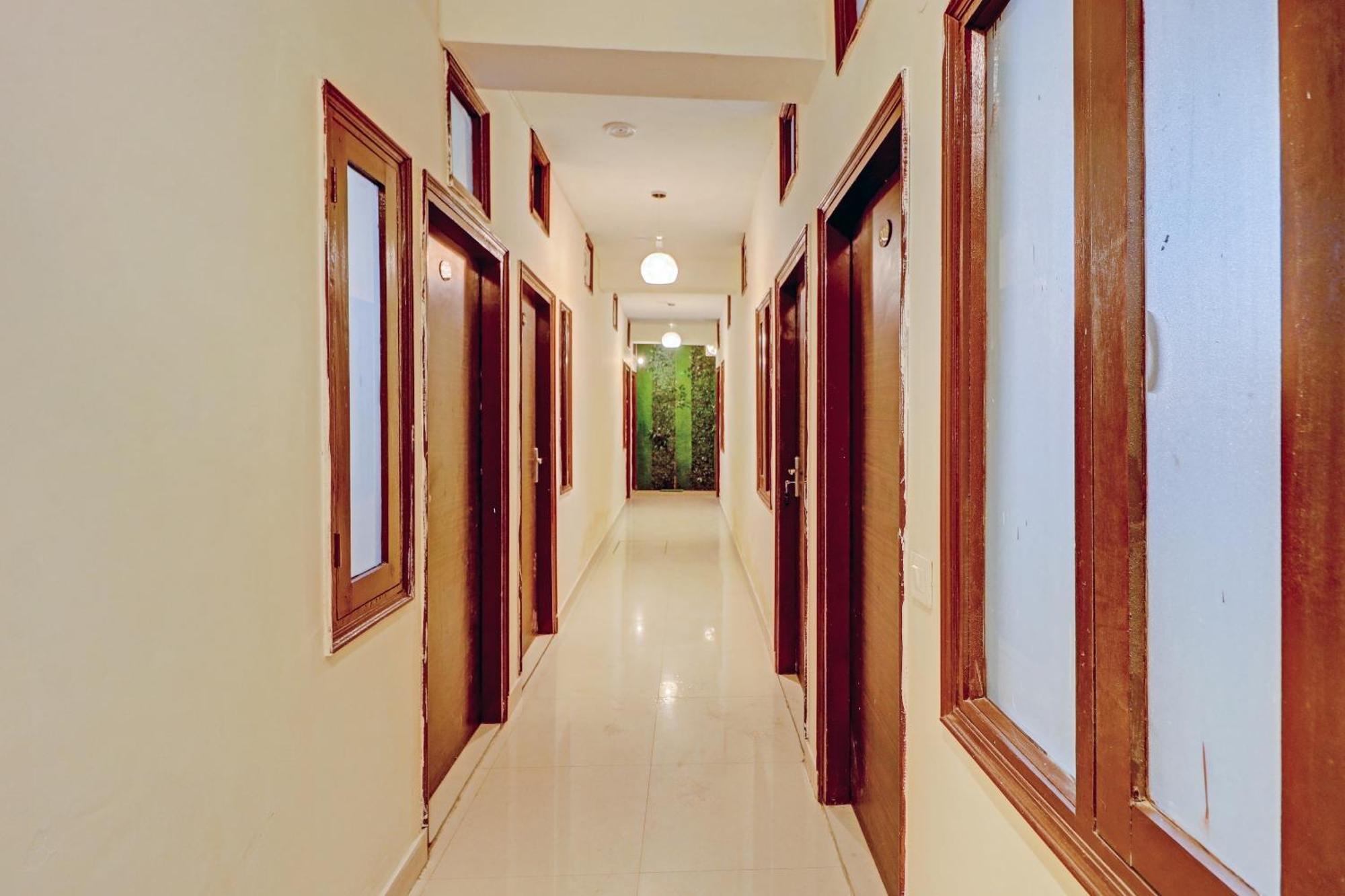 Hotel O Sky View Ludhiana Ngoại thất bức ảnh