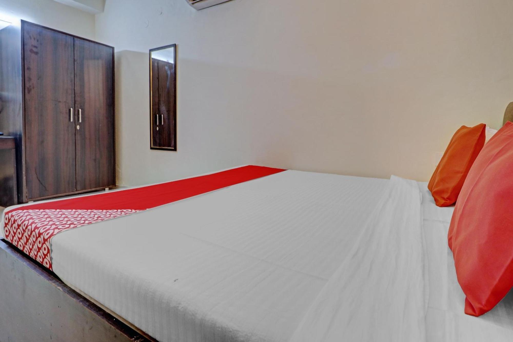 Hotel O Sky View Ludhiana Ngoại thất bức ảnh
